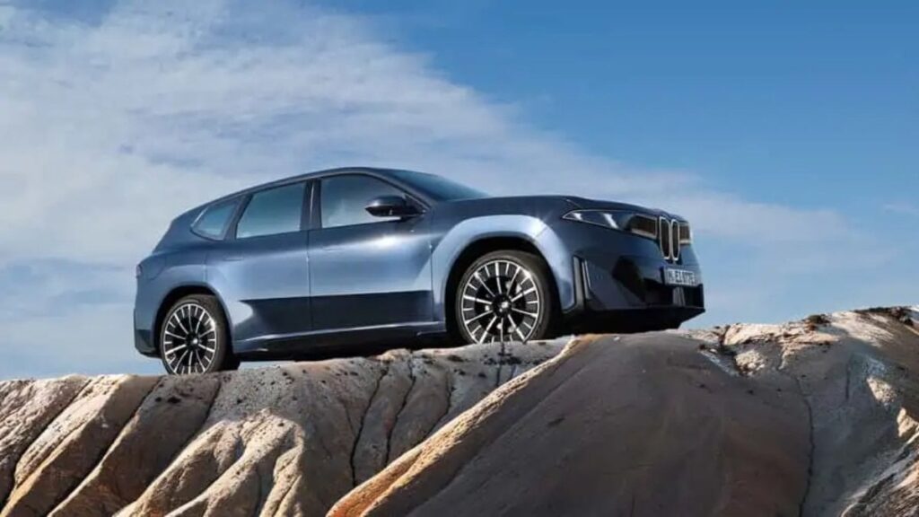 BMW neden abonelik paketi satıyor: Marka yöneticisi açıkladı