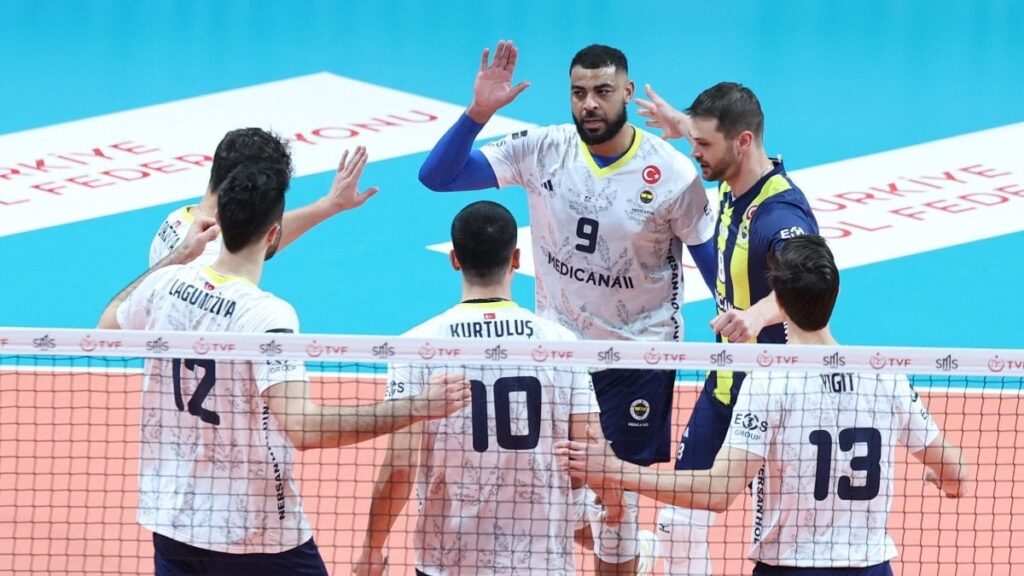 Fenerbahçe, Altekma’ya set vermedi