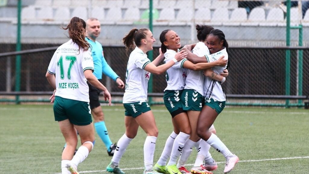 Giresun Sanayispor, 1207 Antalyaspor’a 5 attı