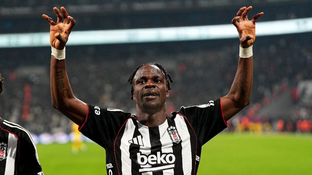 Junior Olaitan, ilk golünü eski takımına karşı attı