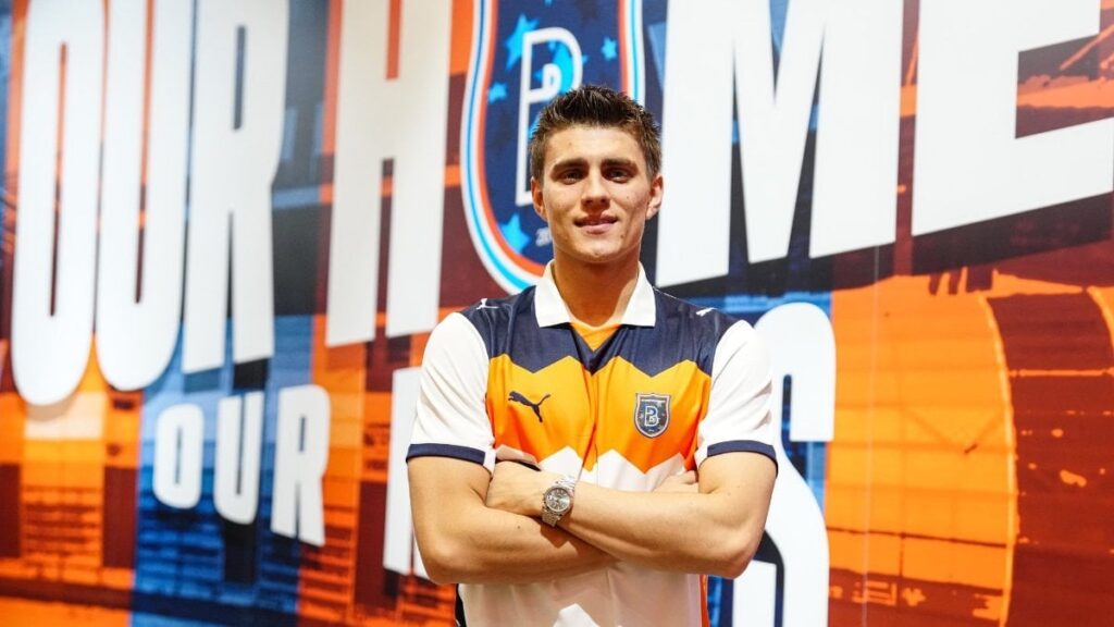 Kazımcan Karataş, Başakşehir’de ilk maçına çıktı